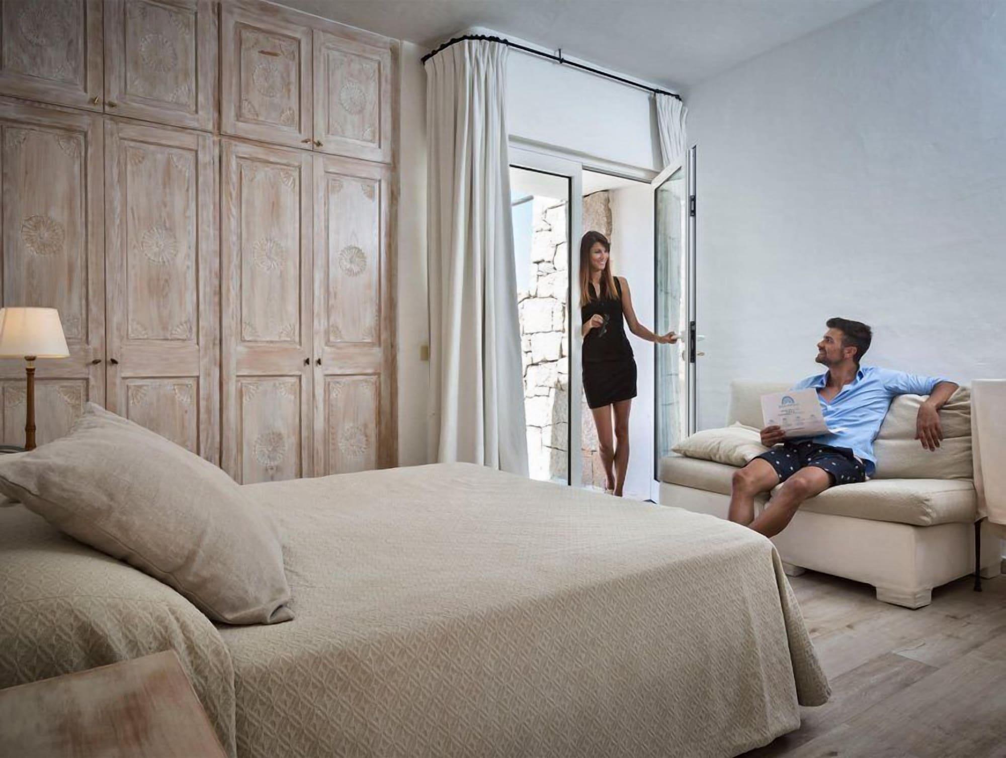 Hotel Grand Relais Dei Nuraghi (Adults Only) Baja Sardinia Zewnętrze zdjęcie