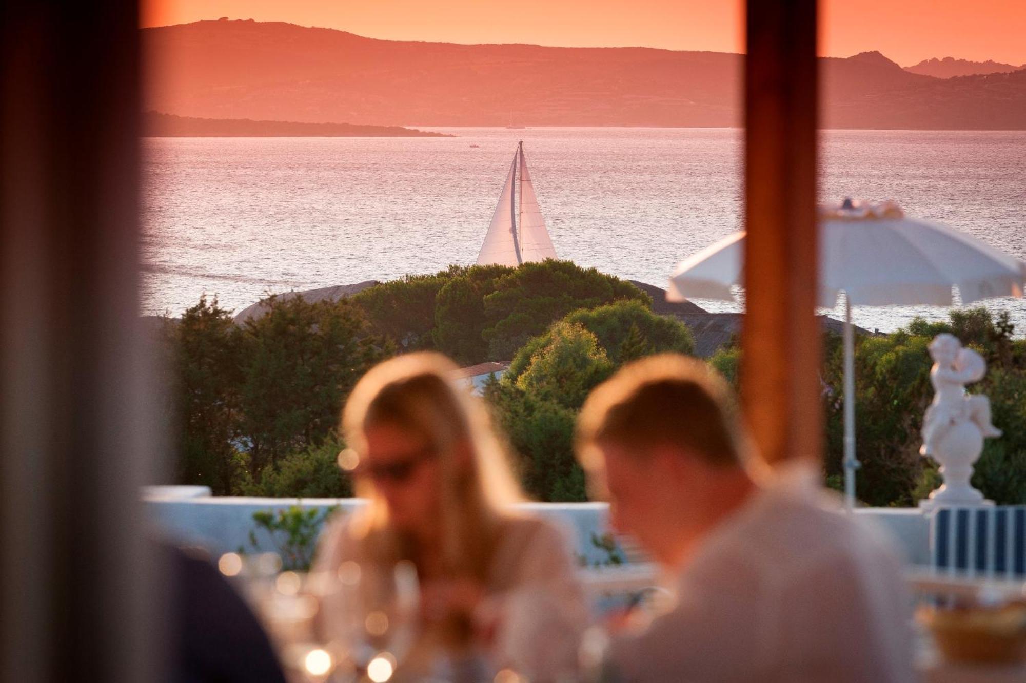 Hotel Grand Relais Dei Nuraghi (Adults Only) Baja Sardinia Zewnętrze zdjęcie