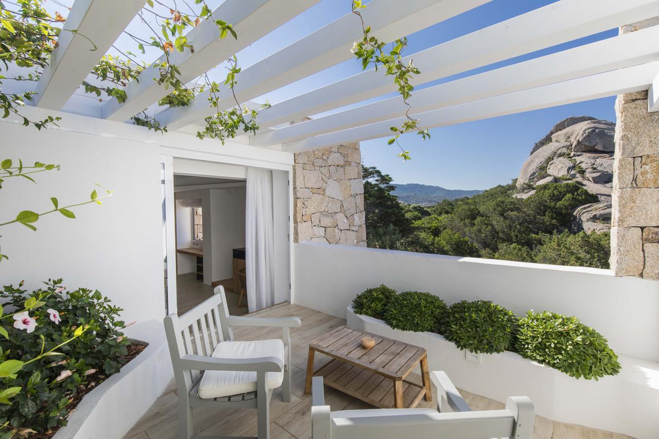 Hotel Grand Relais Dei Nuraghi (Adults Only) Baja Sardinia Zewnętrze zdjęcie