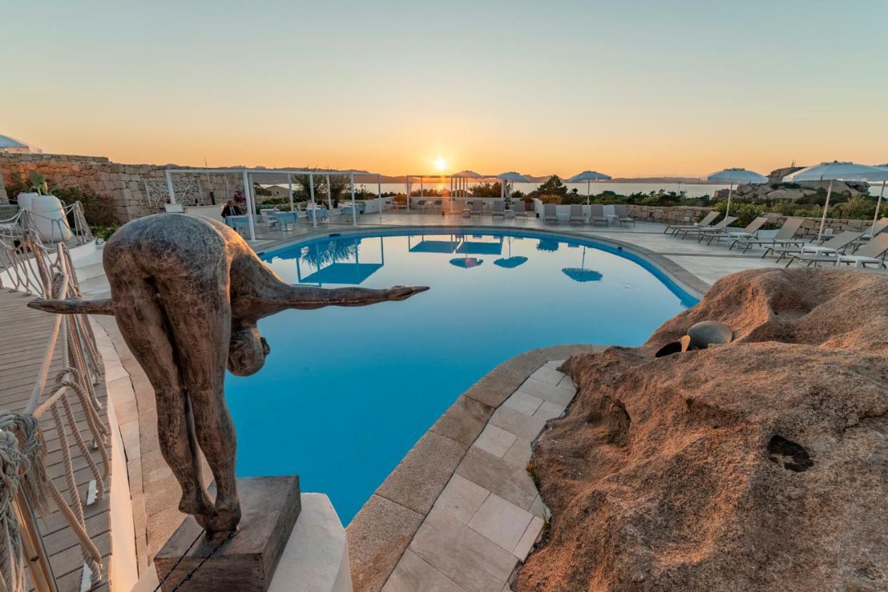 Hotel Grand Relais Dei Nuraghi (Adults Only) Baja Sardinia Zewnętrze zdjęcie